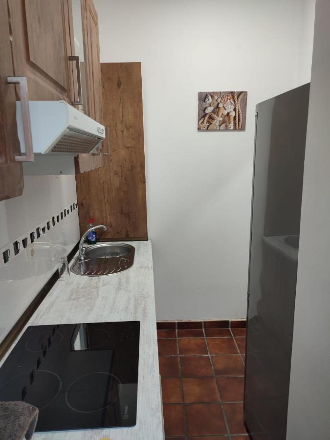 Apartamento En El Centro Del Pueblo Appartement Robledo de Chavela Buitenkant foto